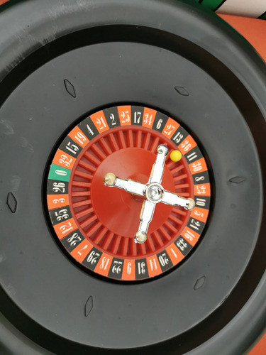 Juego De Ruleta Giroplast. Circa 1980. 1