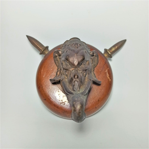 Figura En Bronce Barnizada. Cabeza De Elefante De La India. 1