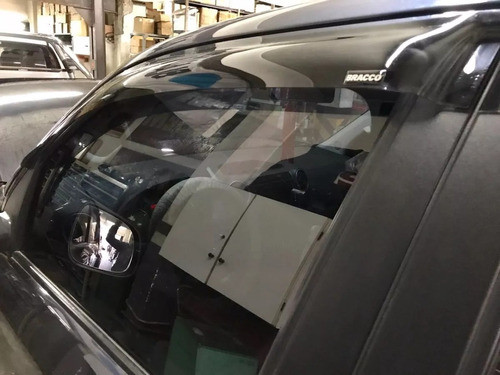 Deflectores De Ventanas Delanteros Bracco X2 Para Fiat Toro 1