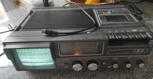 Tv Color 5 P   Radio  Am -fm Pasacastte  220v Pila  Bat Etc 0