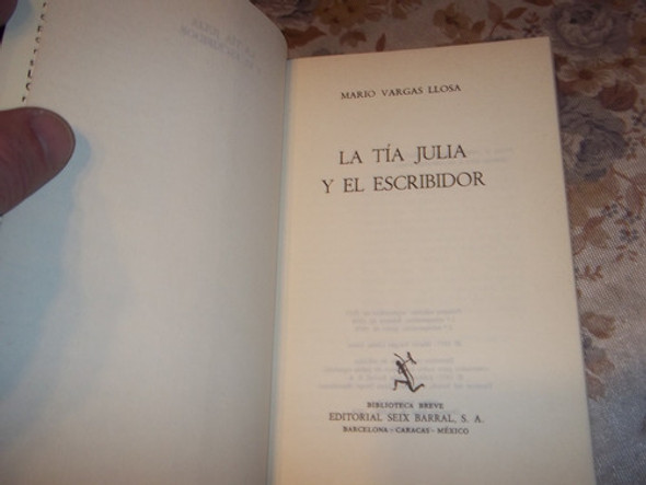 La Tia Julia Y El Escribidor - Mario Vargas Llosa 1 La Tia Julia Y El Escribidor - Mario Vargas Llosa 1