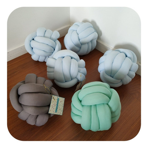 Almohadon Nudo Celta Xxl De Diseño 0