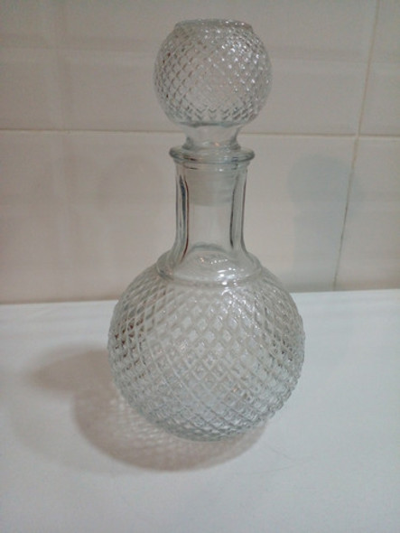 Antigua Whiskera O Licorera Tallada En Vidrio 1