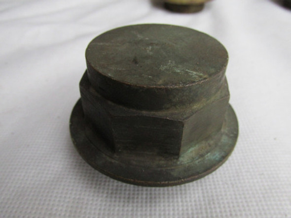 Antigua Tapa Grasera A Rosca De Bronce Auto O Carruaje 1