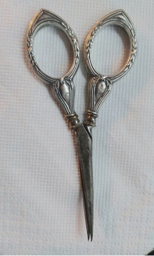 Tijerita De Plata 800 , Cincelada Y Sellada Para Bordado 0