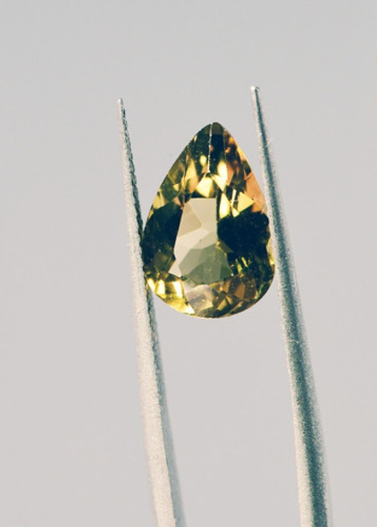 Turmalina Brasil Pera 3.50q 12x9mm (svgemstones) 1