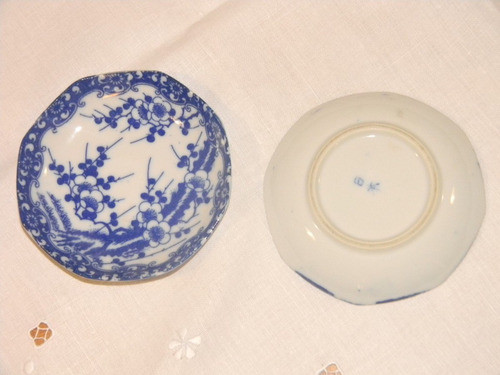 2 Platos Decorativos De Porcelana China 1
