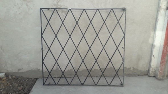 Reja En Rombo Ventana 0