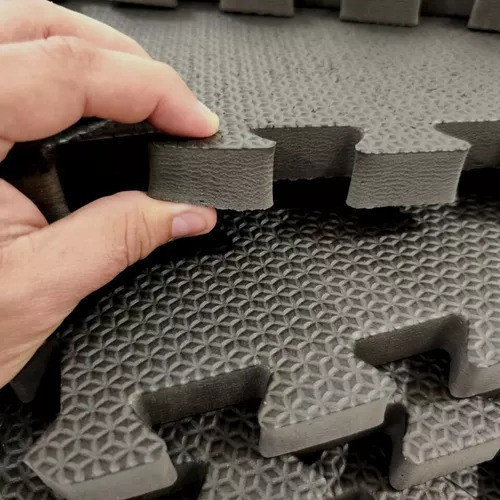 Kit 6 Peças Tatame Eva Adulto 50x50cm 10mm Preto Com Bordas 1