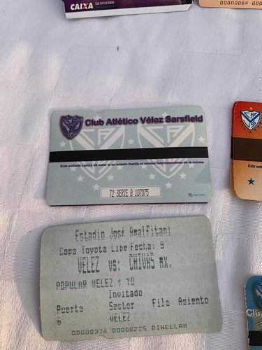 Lote Entradas Velez Años 90. 1