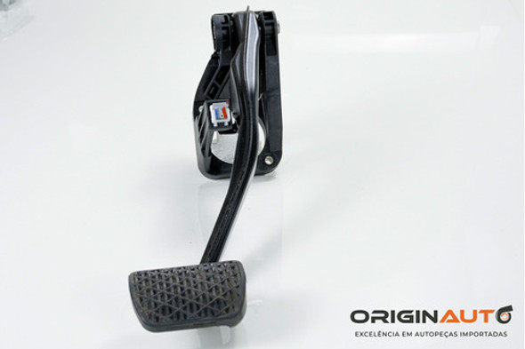 Pedal Freio Mercedes Benz Gla200 A200 A2462900400 1