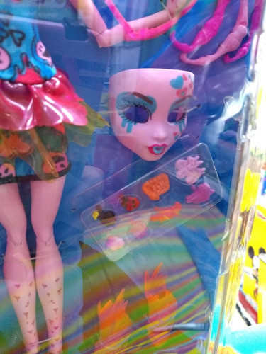 Monster High Muñeca Inner Love Fearfully Feisty Bunny Toys 1