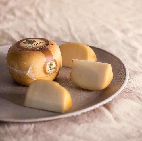 Queso Semiduro Ahumado Mini Horma Saborizada La Suerte 1