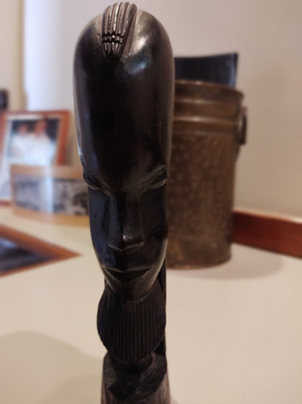 Figura Africana 1 Figura Africana 1