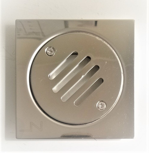 Rejilla Acero Inox 12x12cm Con Tornillos Centro Desmontable. 1