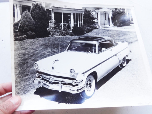 Foto Antigua Ford 1954 Coupe Skyliner V8 Crestli No Folleto 0