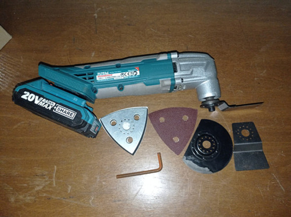 Sierra Multifunción 20v + Bateria 2ah + Cargador +accesorios 1