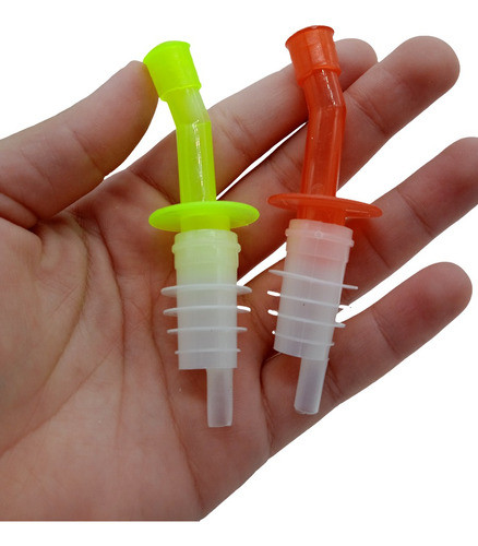 Bico Dosador De Plástico 2 Peças Com Tampa 1