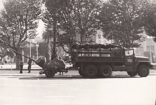 Argentina Peronismo Fotografia De Prensa Con Camion Militar 0