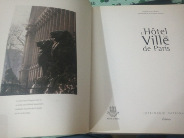 L'hotel De Ville De París 1