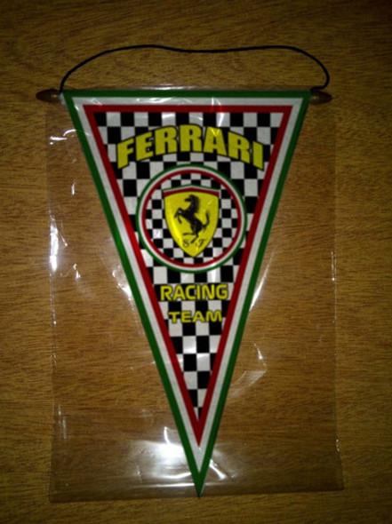 Banderin Triangular Ferrari M02 0
