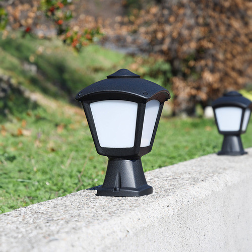 Farol Pedestal Colonial Op. Negro Ip55 Disma/roby 1
