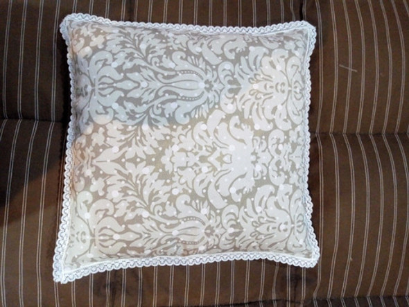 Coloridos Almohadones Y Almohadas Cuadrados Y Rectangulares 1