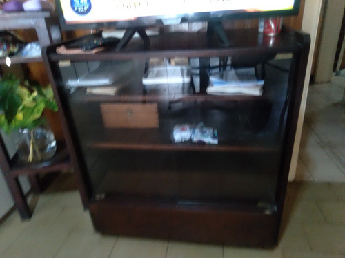 Mesita Para Tele, Con Detalles 1