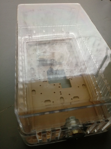 Caja Protectora Termostatos C/llave (6 3/8 X 3 1/2 X 3) 1