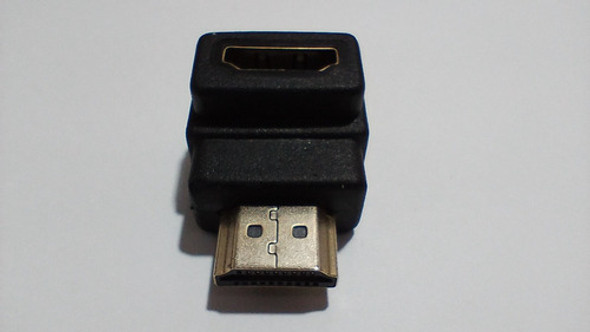 Codo Adaptador Hdmi (m) A (h) Codo 90º 1 Codo Adaptador Hdmi (m) A (h) Codo 90º 1