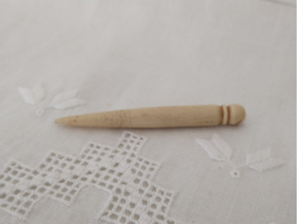 Antiguo Punzón De Costura O Similar Mercería 1