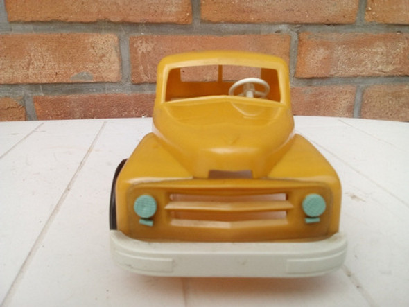 Antiguo Camión En Plástico Duro Años 50 Aprox. 1