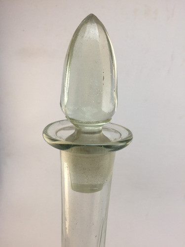 Antigua Botella De Cuello Alto Con Tapón Tallada Vintage 1