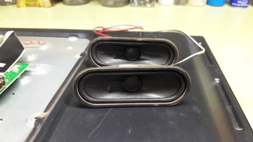 Juego De Parlantes Rca L32d70 1