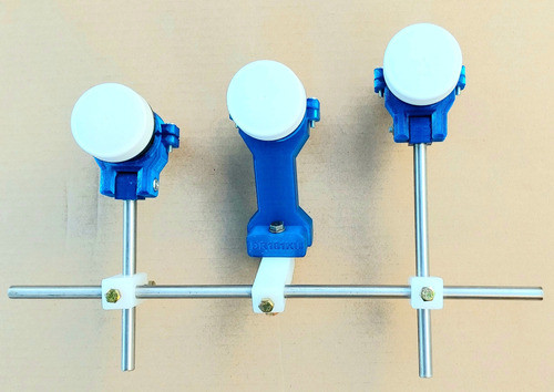 Soporte Para Lnb Universal Triple Antena  Parabolica Fta 1