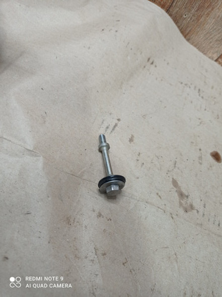 Parafuso Da Tampa De Válvula Kawasaki Z750 2010 Original 1 Parafuso Da Tampa De Válvula Kawasaki Z750 2010 Original 1