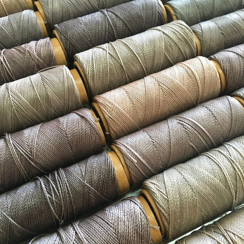 Fio Encerado Poliéster Macramê Tons Acizentados [1 Kg Cones] 1