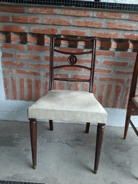 Antigua Silla Para Restaurar 0