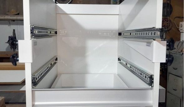 Prensa, Ayudante Para Colocar Correderas De 30cm. 1