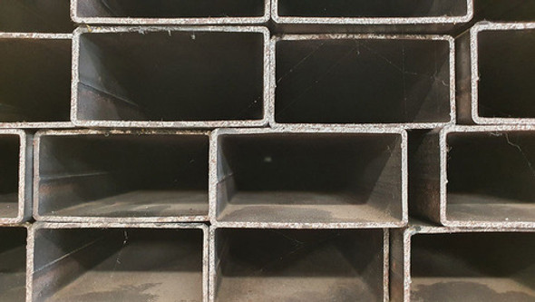 Caño Estructural Rectangular 15x30x0,9mm X 6mts Polimetal 1