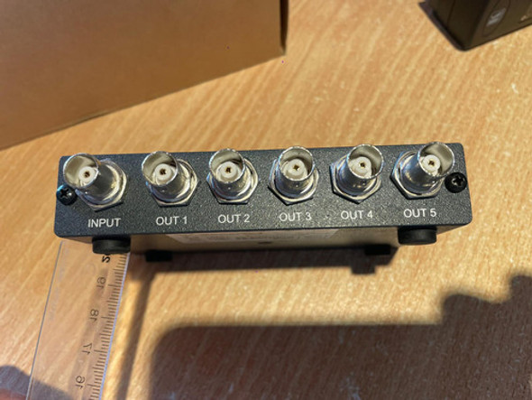 Splitter Video 105vb - Kramer - Bnc - Made In Israel 1