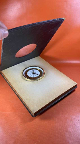 Rara Libreta O Agenda Con Reloj | Meiko Tokei | De Mesa 1