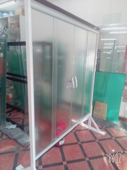 Mamparas D Vidrios (6512)    (0643) 0