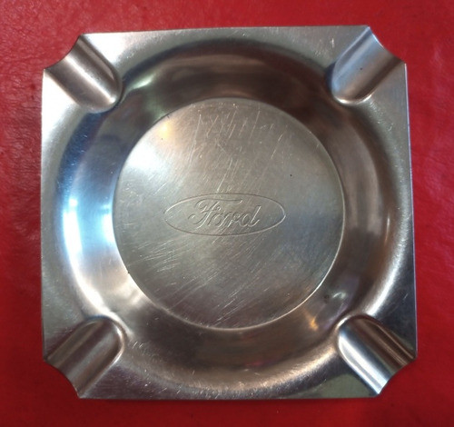 Ford Cenicero Metalico De Mesa - Con Logo Marca Del Ovalo 0
