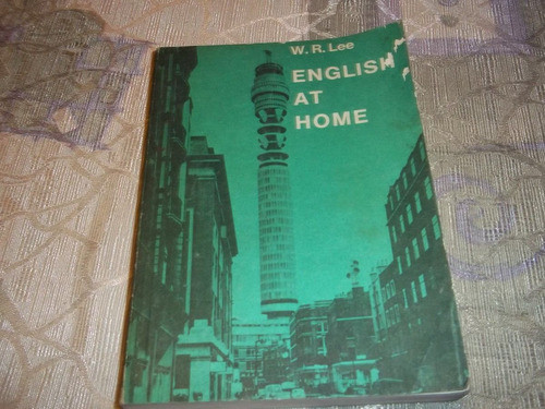 English At Home - W. R. Lee 0