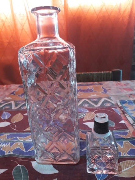 Antiguo Botellón  Whisky Whiskera Vidrio Facetado Con Tapón 1