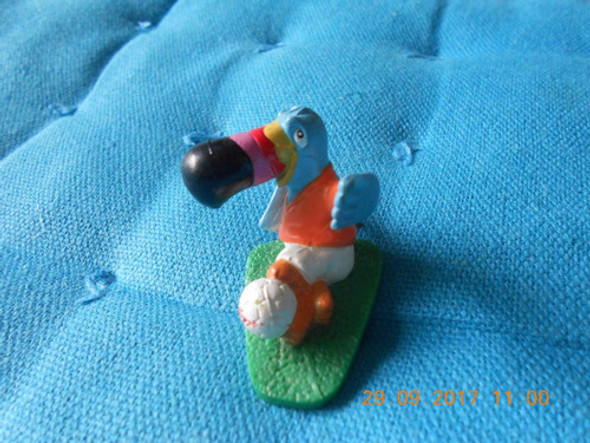 Kelloggs Muñeco Sam El Tucan Jugador De Futbol - Imperdible 1