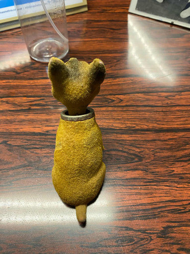 Perrito Mueve Cabeza Auto 1