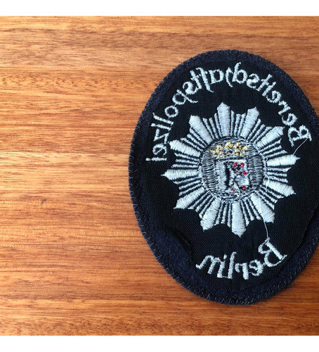 Parche De Policia Alemania Democratica Ciudad Berlin (negro) 1