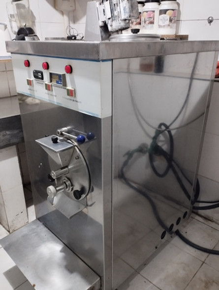 Fabricadora De Helados (pasteuriza-fabricadora) 0 Fabricadora De Helados (pasteuriza-fabricadora) 0